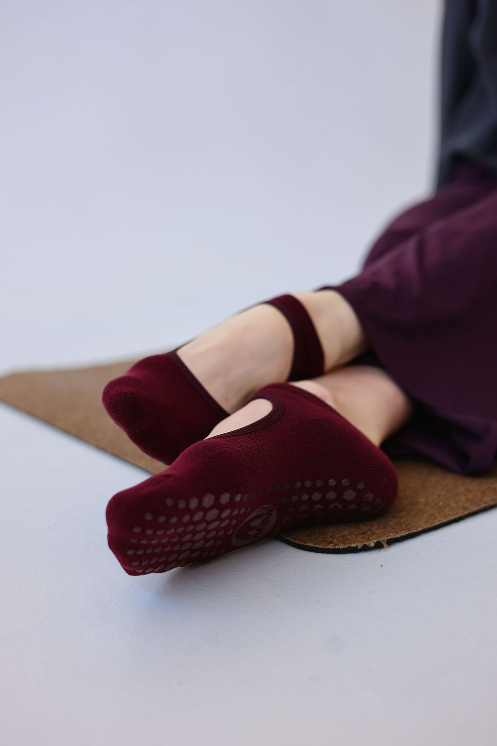 Nama Grip Socks - Burgundy