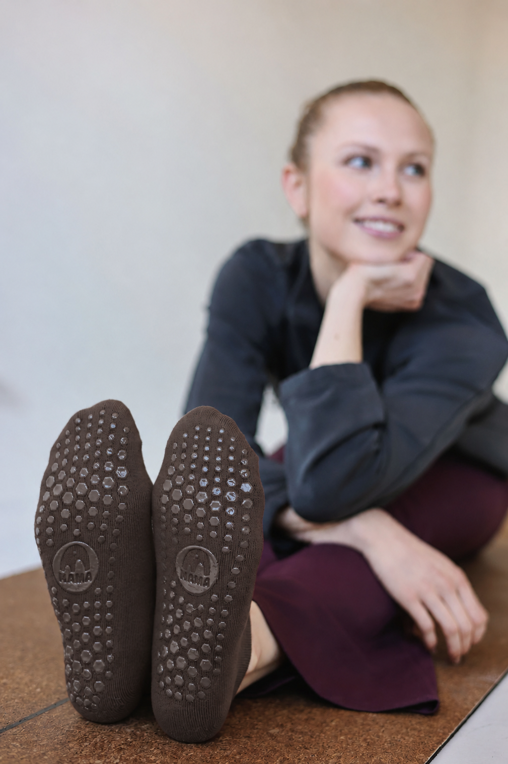 Nama Grip Socks - Mocha