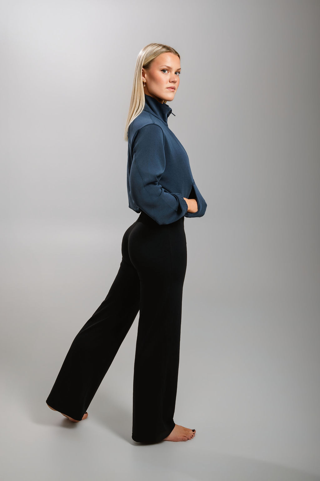 Nama Straight Pants - Black