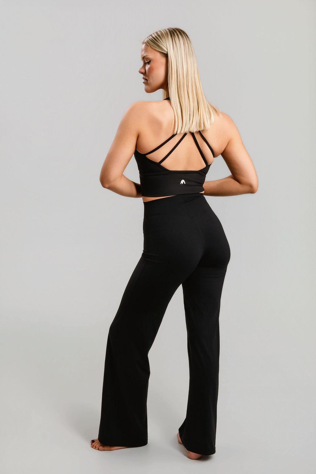 Nama Straight Pants - Black